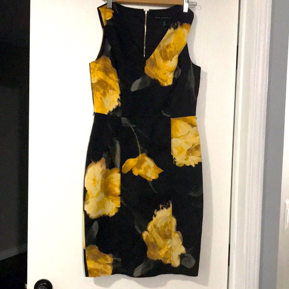 White House black market, size 8, perfect condition!